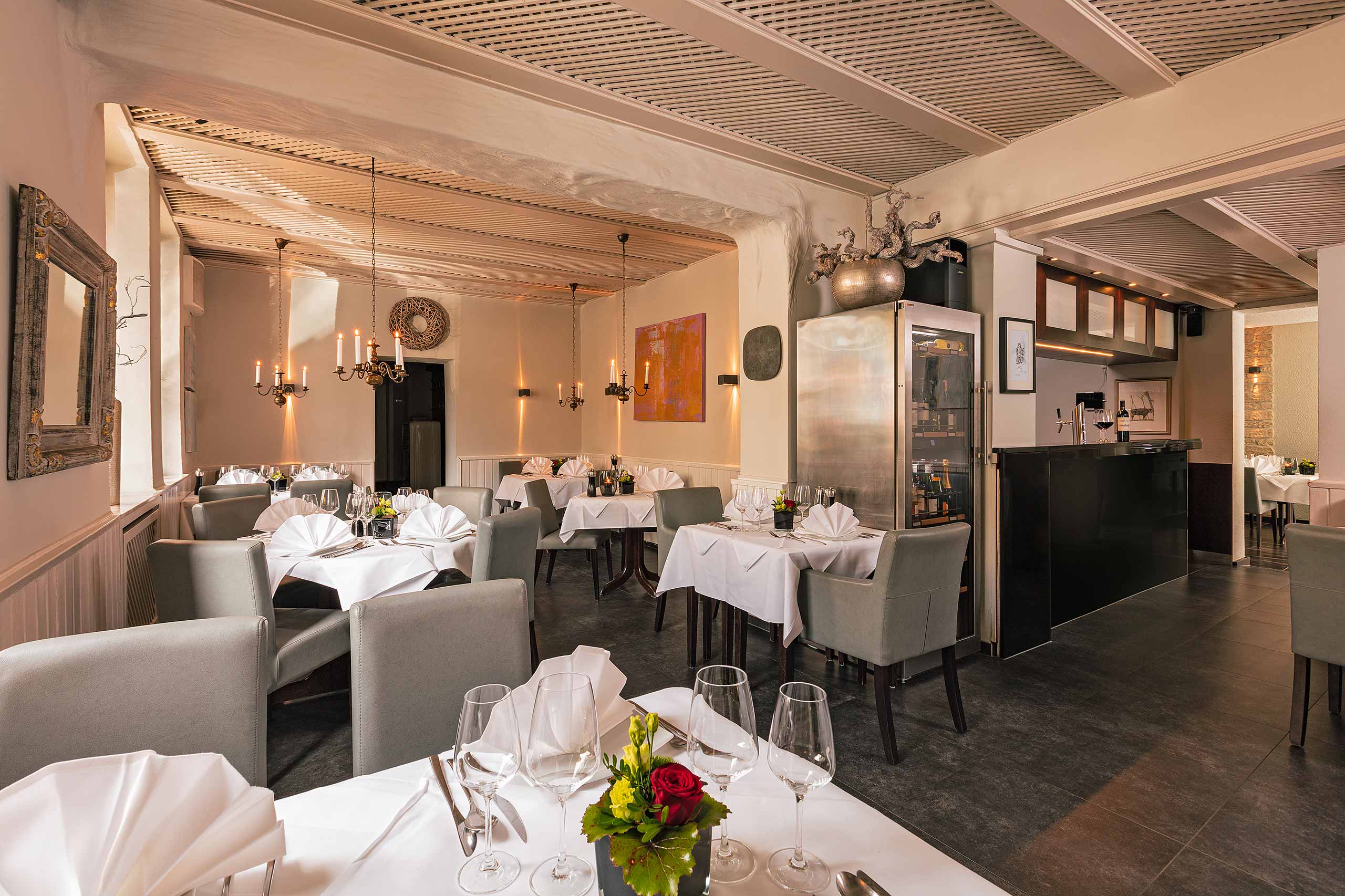 Best HD Pictures about  Mbel Hffner Kassel Restaurant  with No AI Images